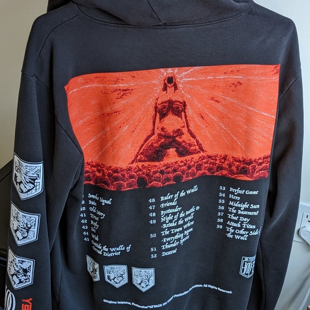 100 Thieves x Attack on Titan First Titan Hoodie in Size S
